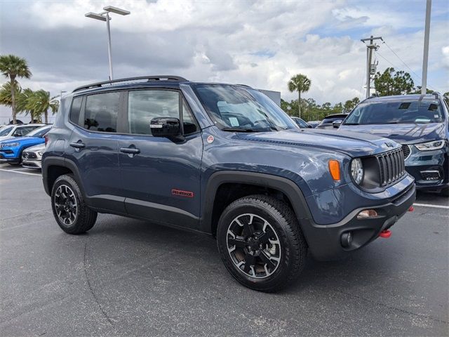 2023 Jeep Renegade Trailhawk