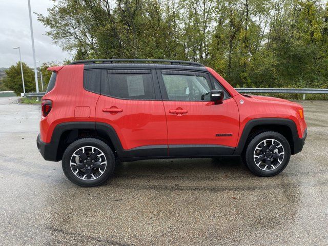 2023 Jeep Renegade Trailhawk