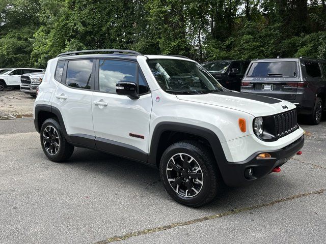 2023 Jeep Renegade Trailhawk