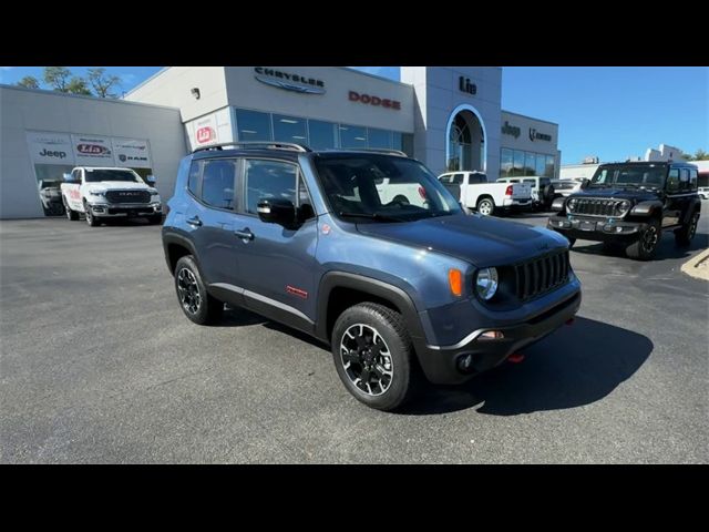 2023 Jeep Renegade Trailhawk