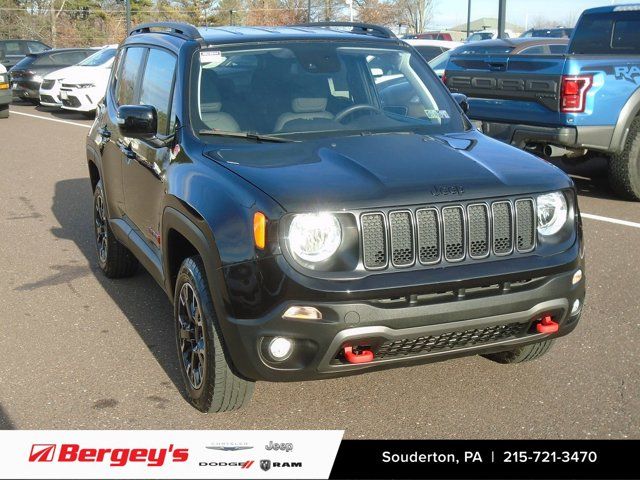 2023 Jeep Renegade Trailhawk