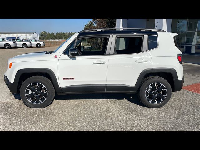 2023 Jeep Renegade Trailhawk