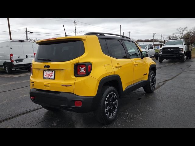 2023 Jeep Renegade Trailhawk