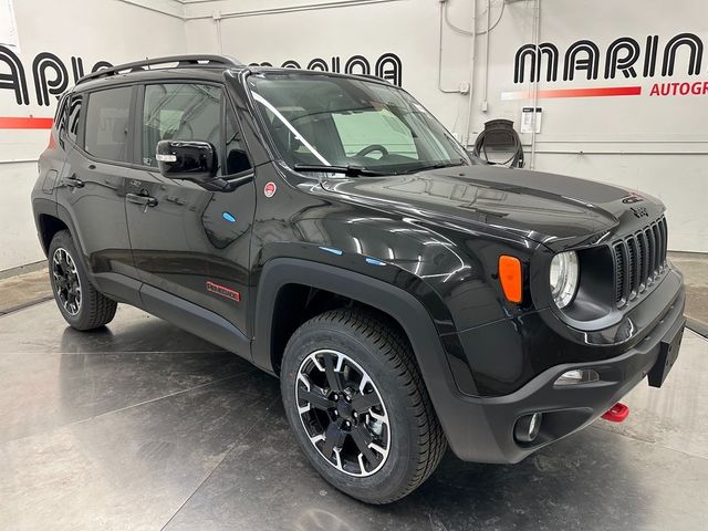 2023 Jeep Renegade Trailhawk