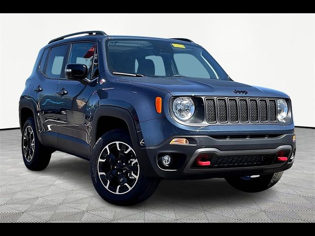 2023 Jeep Renegade Trailhawk