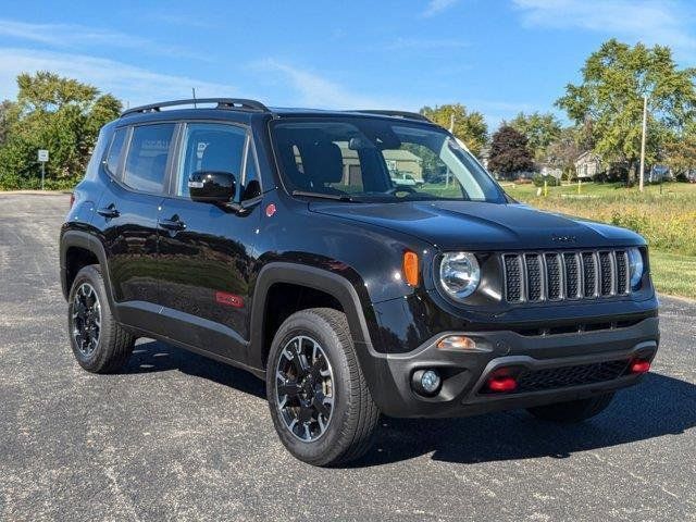 2023 Jeep Renegade Trailhawk