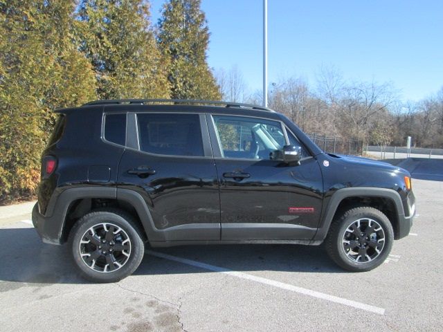 2023 Jeep Renegade Trailhawk