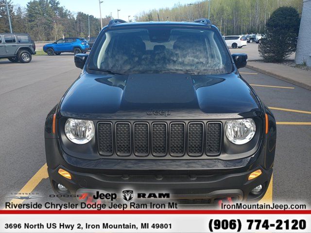 2023 Jeep Renegade Trailhawk