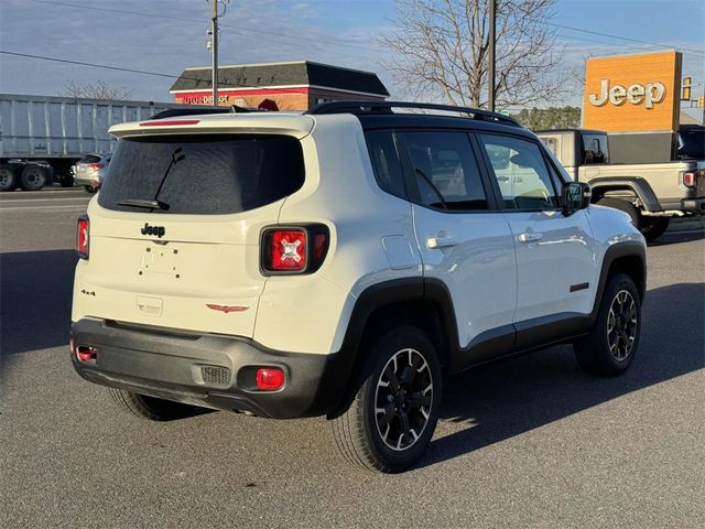 2023 Jeep Renegade Trailhawk