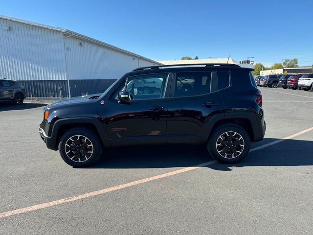 2023 Jeep Renegade Trailhawk