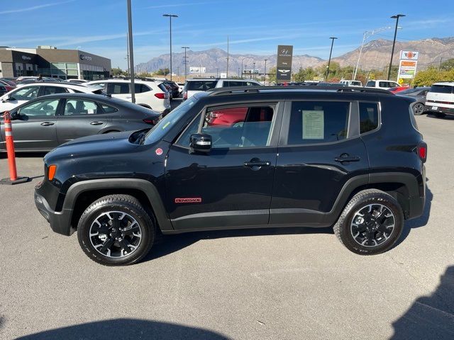 2023 Jeep Renegade Trailhawk