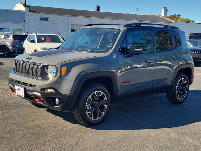 2023 Jeep Renegade Trailhawk