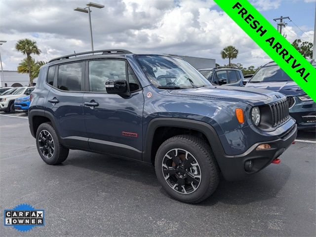 2023 Jeep Renegade Trailhawk