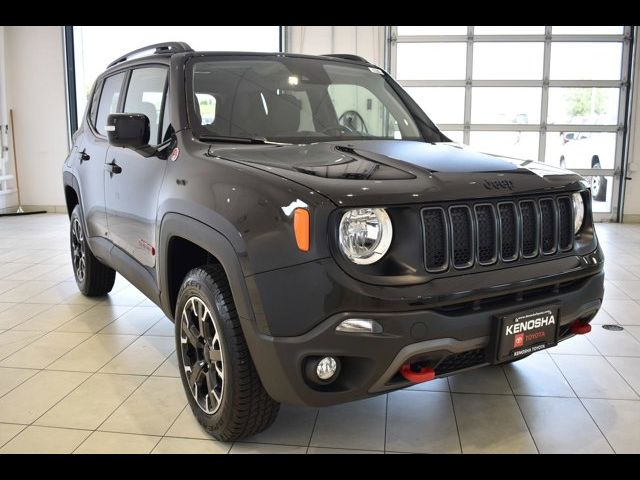 2023 Jeep Renegade Trailhawk