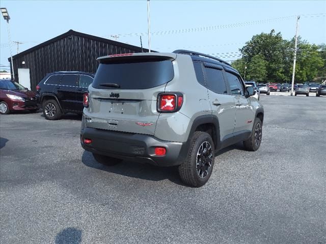 2023 Jeep Renegade Trailhawk