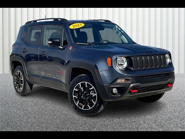 2023 Jeep Renegade Trailhawk