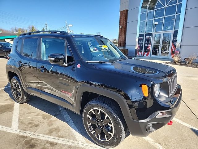 2023 Jeep Renegade Trailhawk