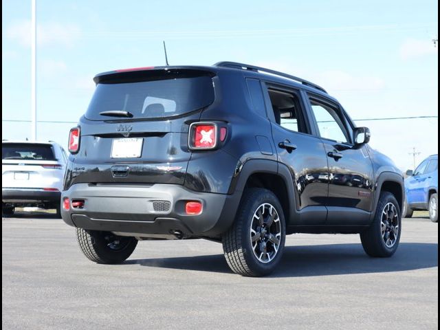 2023 Jeep Renegade Trailhawk