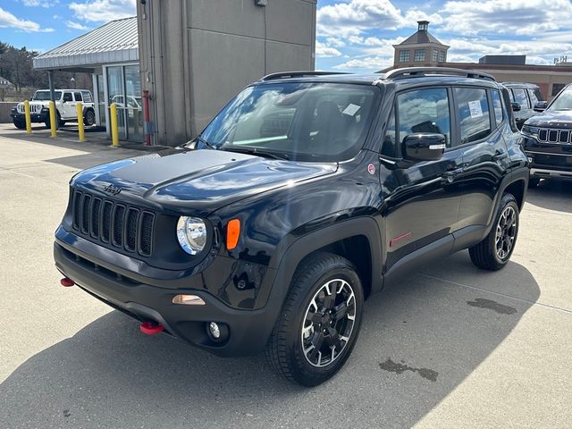 2023 Jeep Renegade Trailhawk