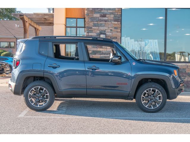 2023 Jeep Renegade Trailhawk