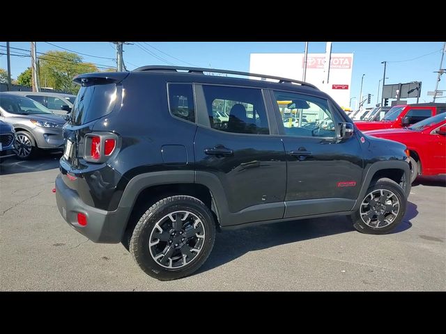 2023 Jeep Renegade Trailhawk