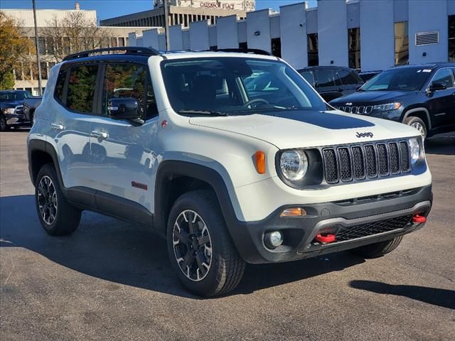 2023 Jeep Renegade Trailhawk