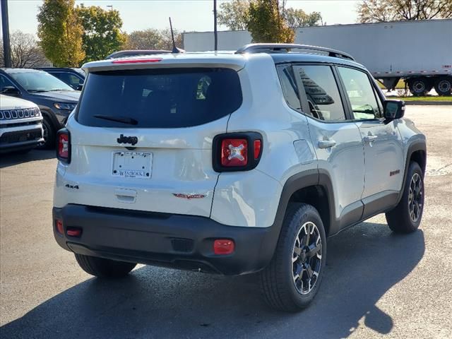 2023 Jeep Renegade Trailhawk