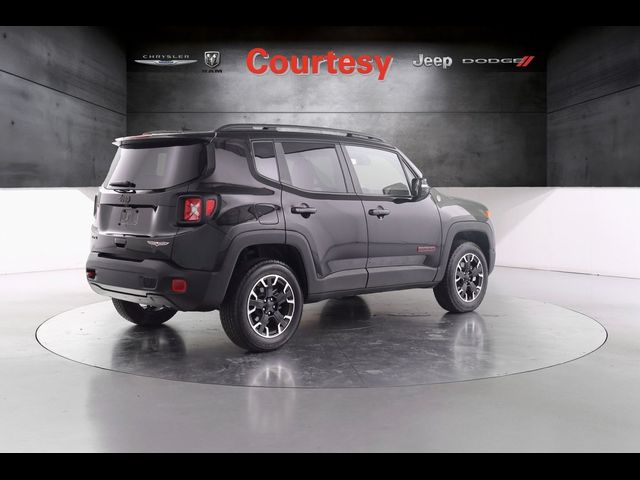 2023 Jeep Renegade Trailhawk