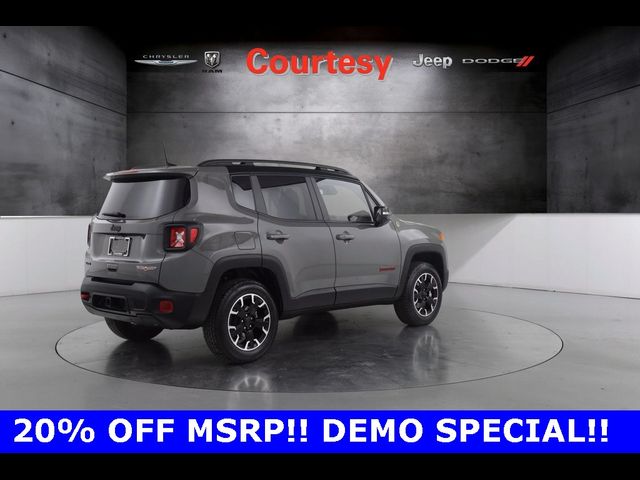 2023 Jeep Renegade Trailhawk