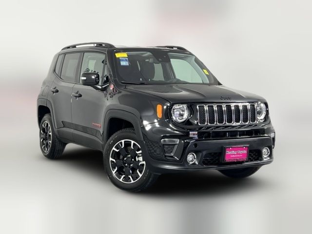 2023 Jeep Renegade Trailhawk