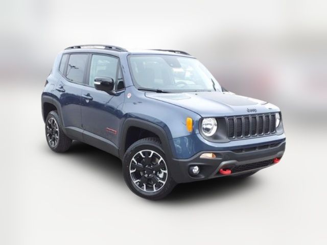 2023 Jeep Renegade Trailhawk