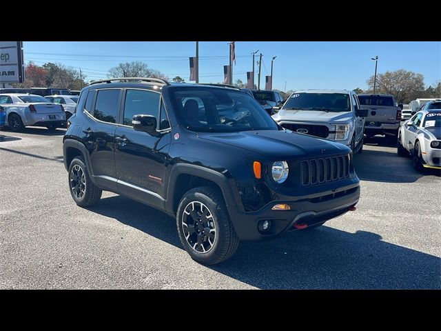 2023 Jeep Renegade Trailhawk