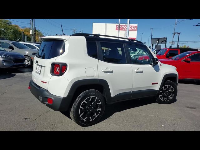 2023 Jeep Renegade Trailhawk