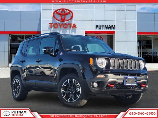 2023 Jeep Renegade Trailhawk