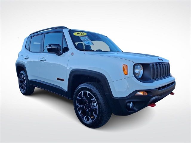 2023 Jeep Renegade Trailhawk