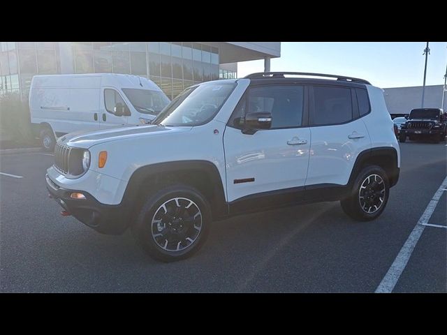 2023 Jeep Renegade Trailhawk