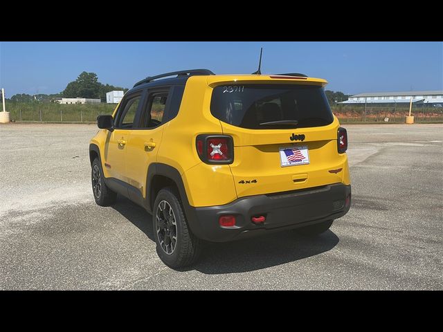 2023 Jeep Renegade Trailhawk