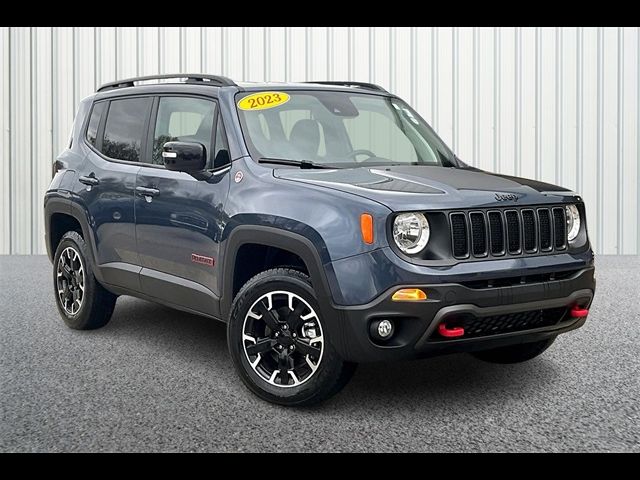 2023 Jeep Renegade Trailhawk