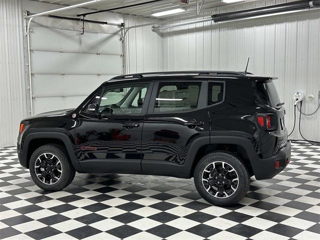 2023 Jeep Renegade Trailhawk