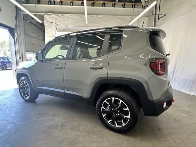 2023 Jeep Renegade Trailhawk