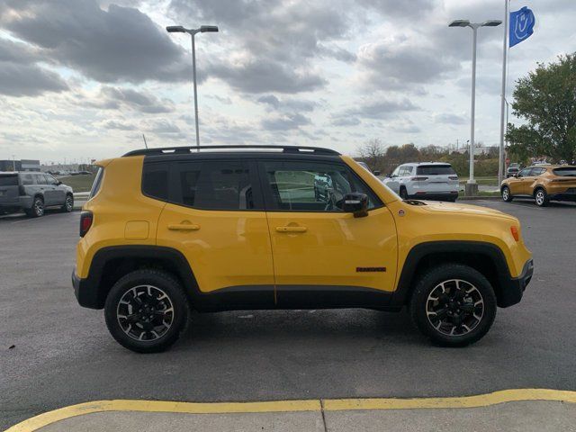 2023 Jeep Renegade Trailhawk