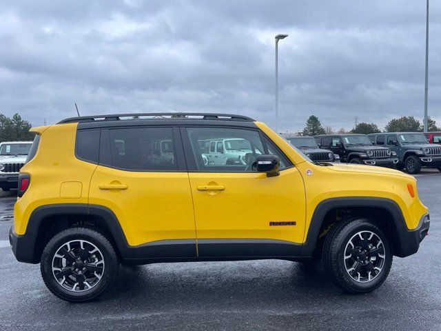 2023 Jeep Renegade Trailhawk