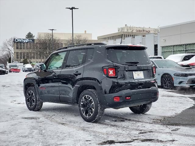 2023 Jeep Renegade Trailhawk