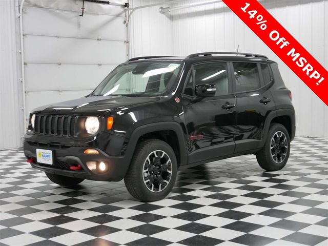 2023 Jeep Renegade Trailhawk