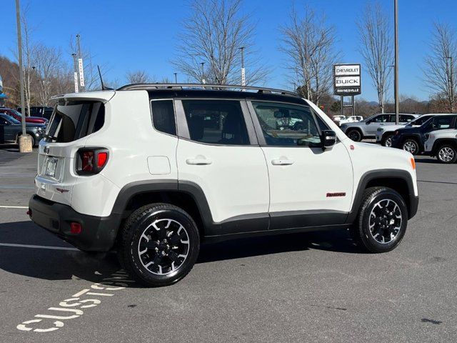 2023 Jeep Renegade Trailhawk