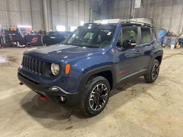 2023 Jeep Renegade Trailhawk