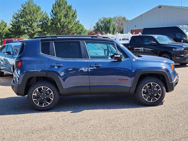 2023 Jeep Renegade Trailhawk