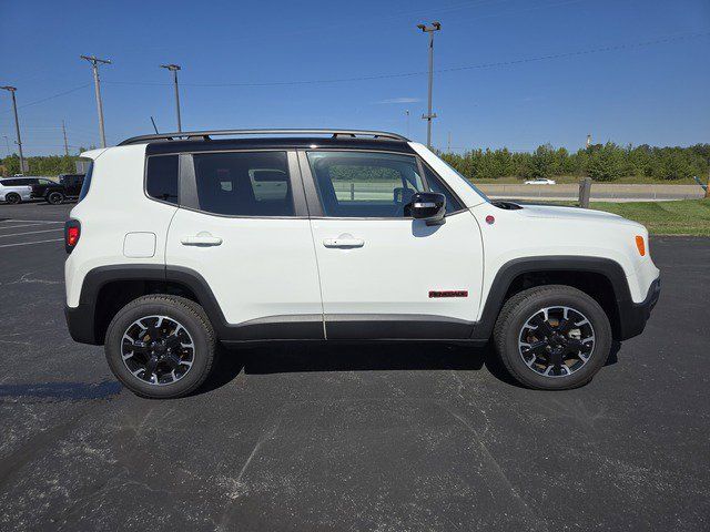 2023 Jeep Renegade Trailhawk