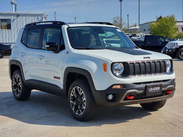 2023 Jeep Renegade Trailhawk