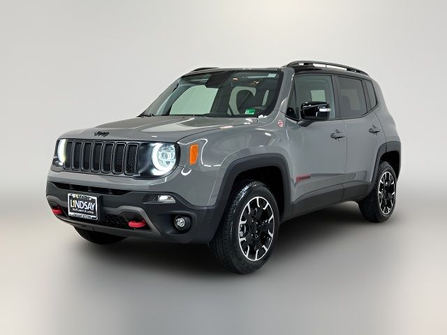 2023 Jeep Renegade Trailhawk